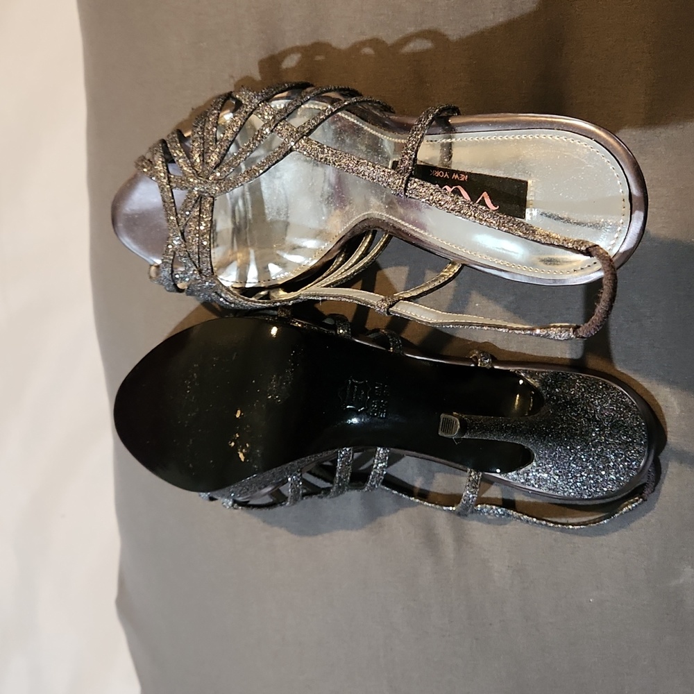 Silver Wedfing Shoes size 9 worn once